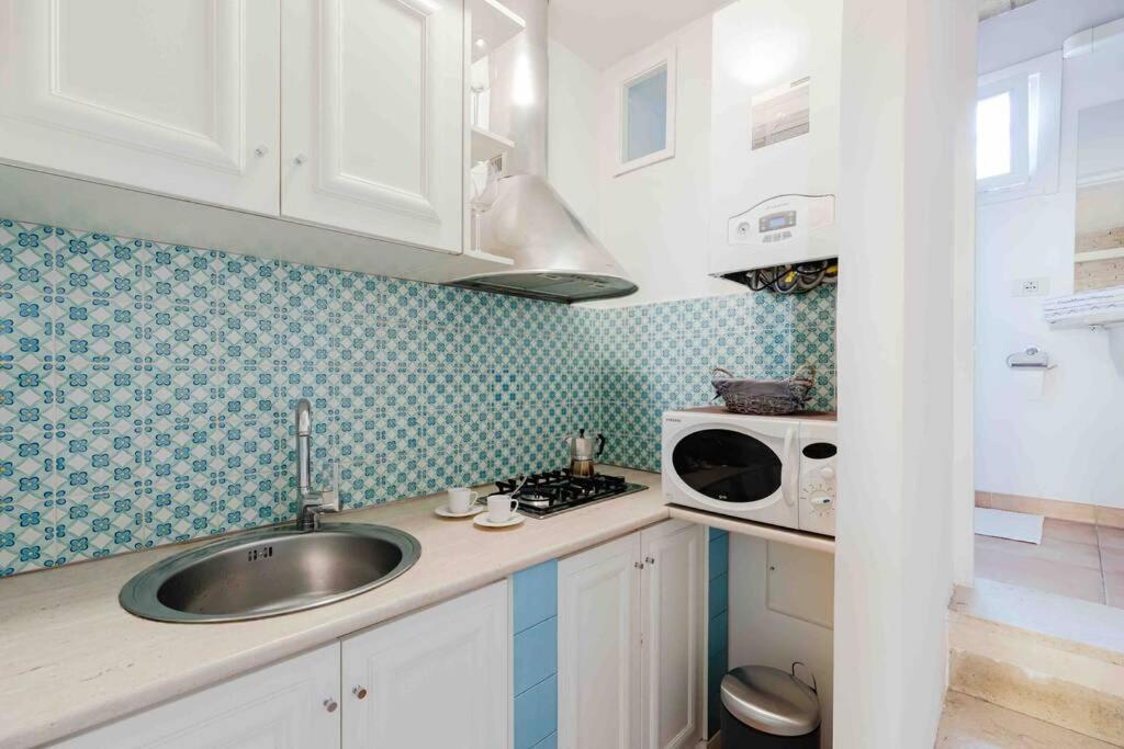 רומא Elegant Trilussa Apartment מראה חיצוני תמונה